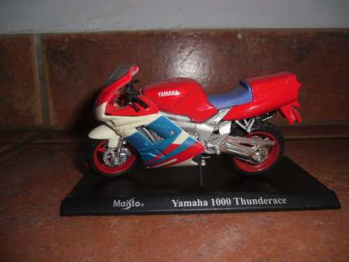 Maisto Yamaha 1000 Thunderace 1:18